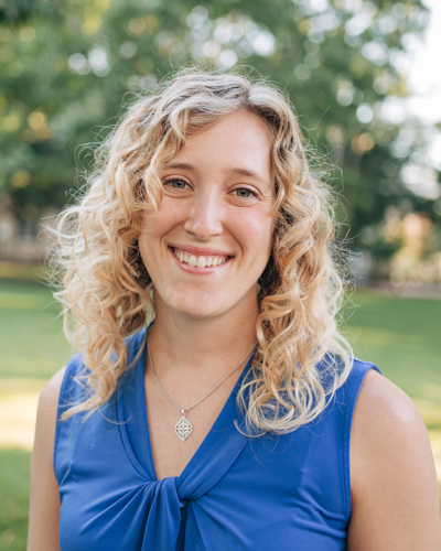 Headshot of Valerie Weingart