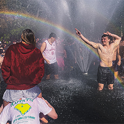 carolina news and reporter students taking photos