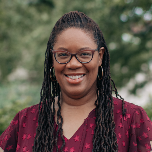 Qiana Whitted headshot