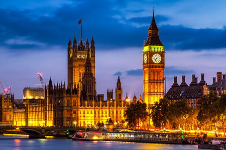 London at dusk with Big Ben visible