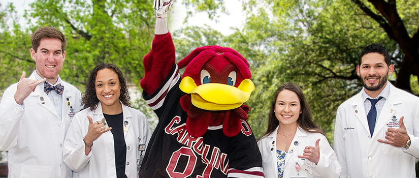 Pharmacy students with Cocky