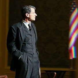 Paul Morella as Clarence Darrow